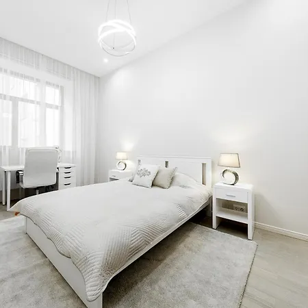 Apartment Quiet Centre Two No16